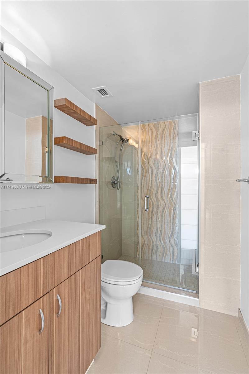 7441 Wayne Ave # 10K