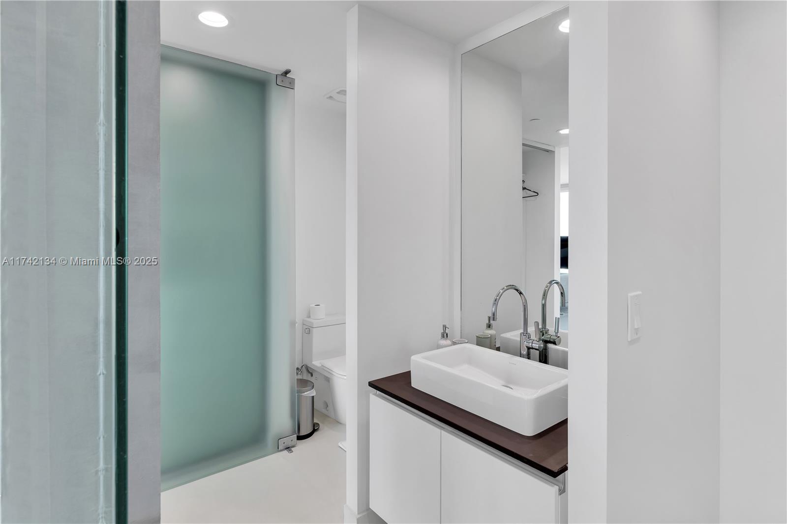 1040 Biscayne Blvd # 2807