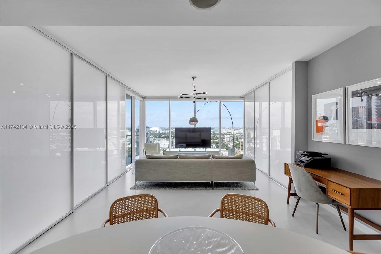 1040 Biscayne Blvd # 2807