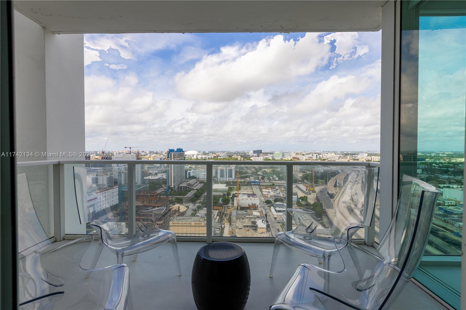 1040 Biscayne Blvd # 2807