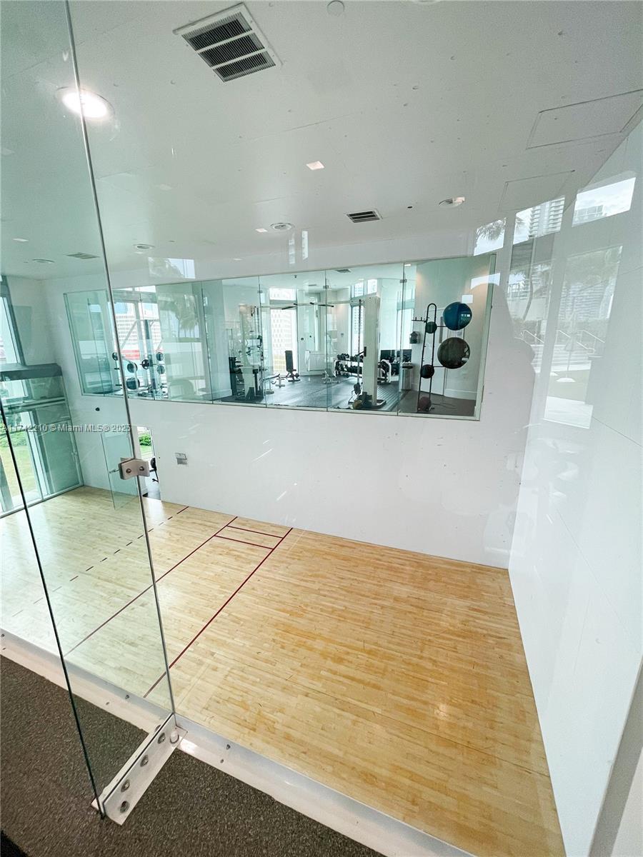 350 S Miami Ave Unit: 1815