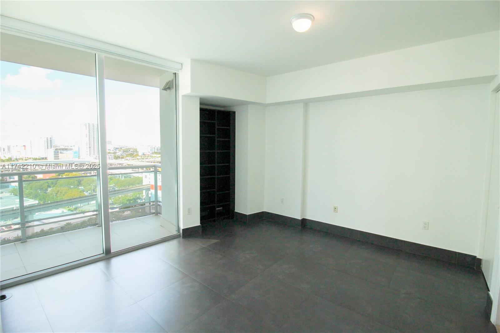 350 S Miami Ave Unit: 1815