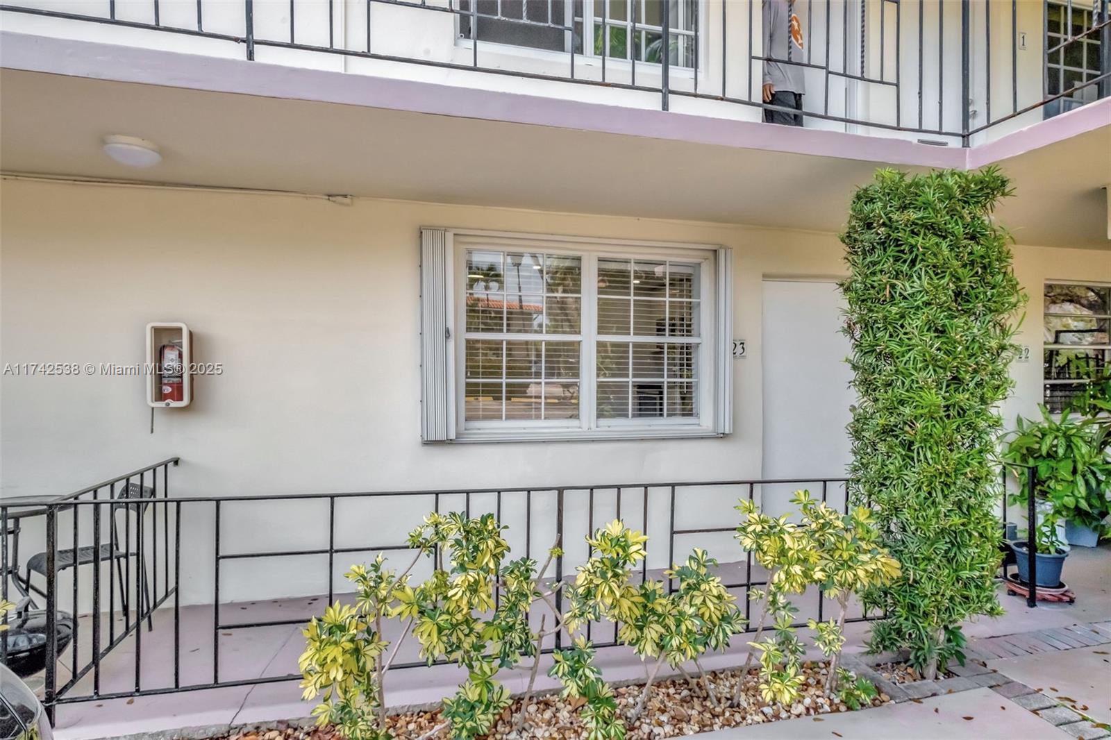 345 Michigan Ave # 23