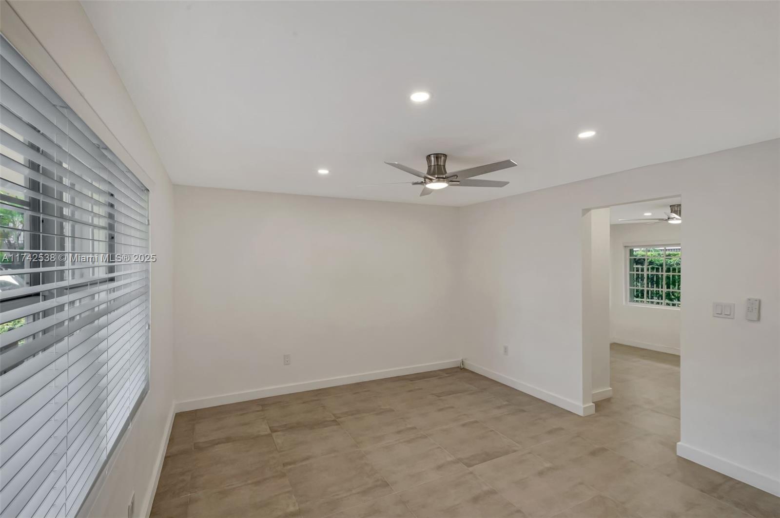 345 Michigan Ave # 23