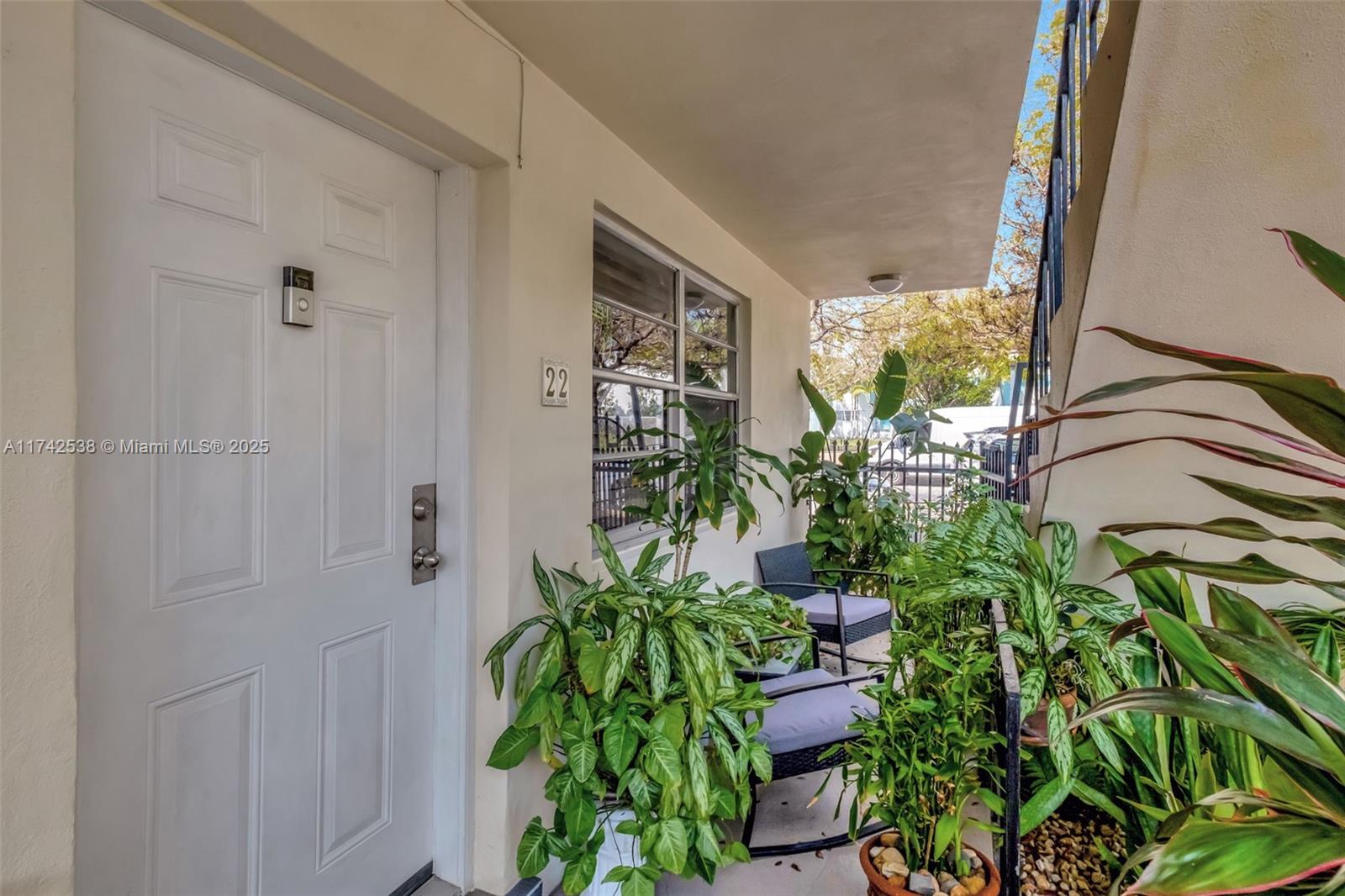 345 Michigan Ave # 23