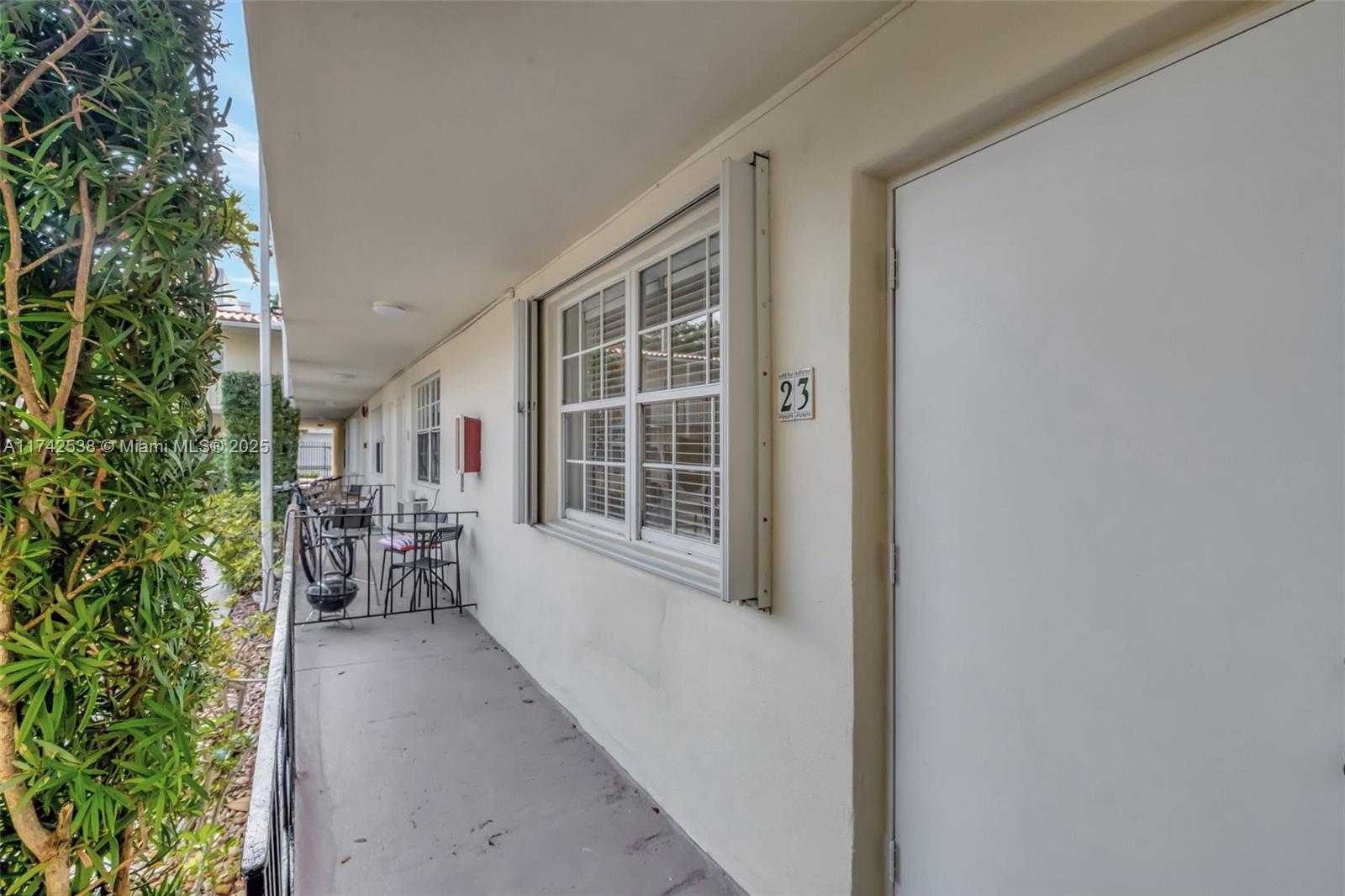 345 Michigan Ave # 23
