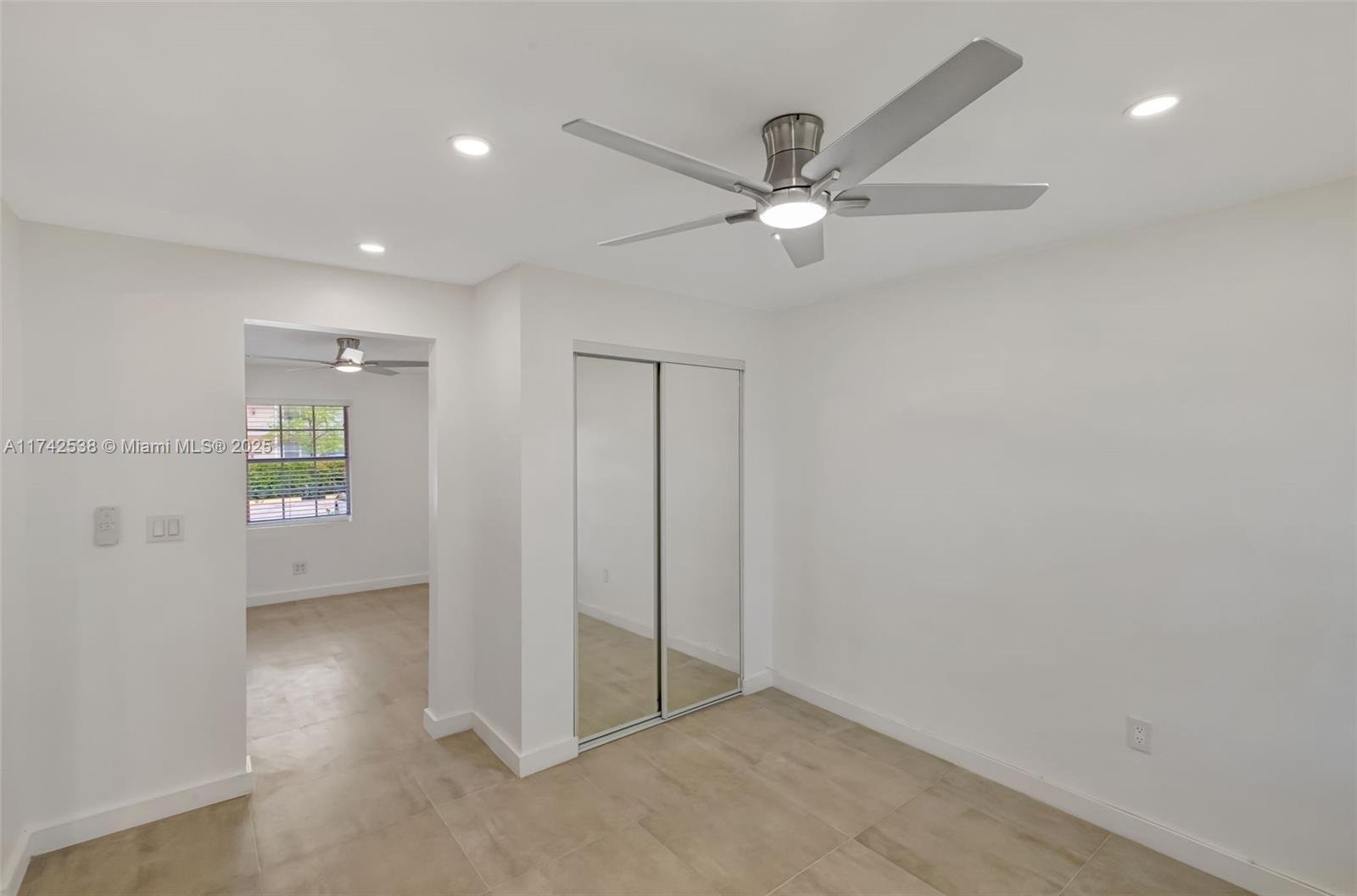 345 Michigan Ave # 23