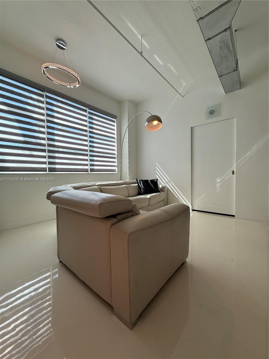 3180 SW 22nd Ter Unit: TLL1