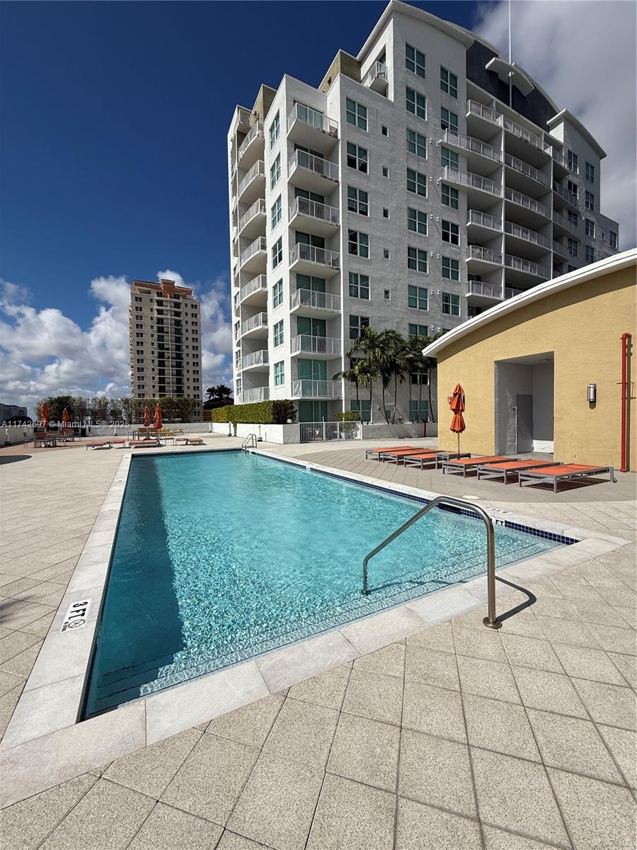 3180 SW 22nd Ter Unit: TLL1
