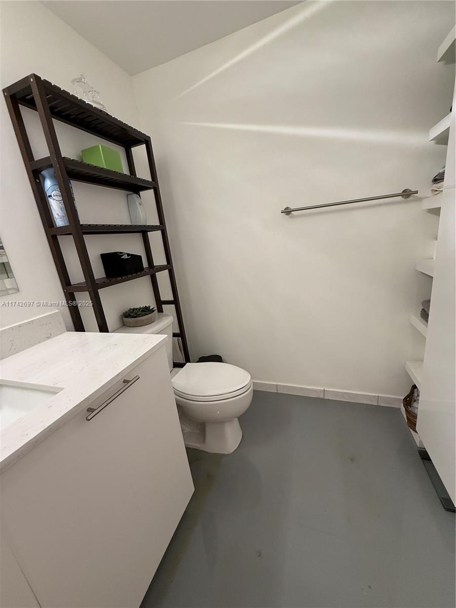 3180 SW 22nd Ter Unit: TLL1