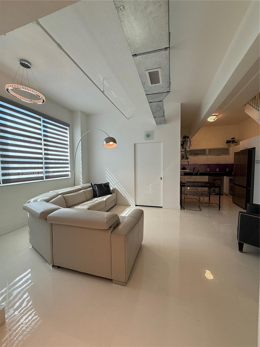 3180 SW 22nd Ter Unit: TLL1
