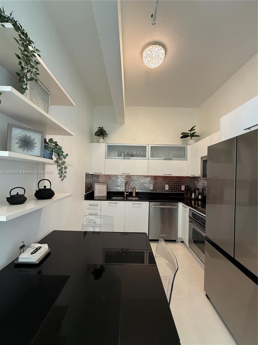 3180 SW 22nd Ter Unit: TLL1