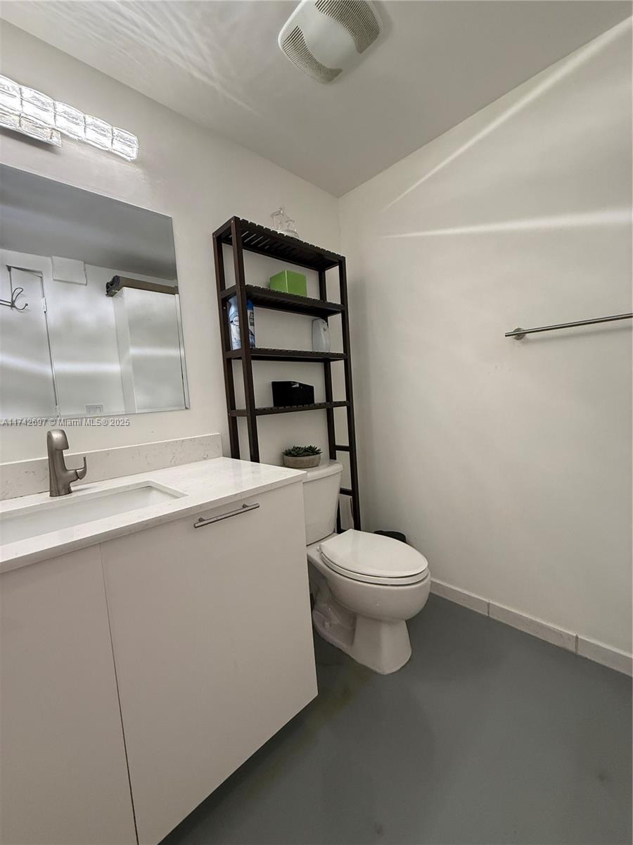 3180 SW 22nd Ter Unit: TLL1