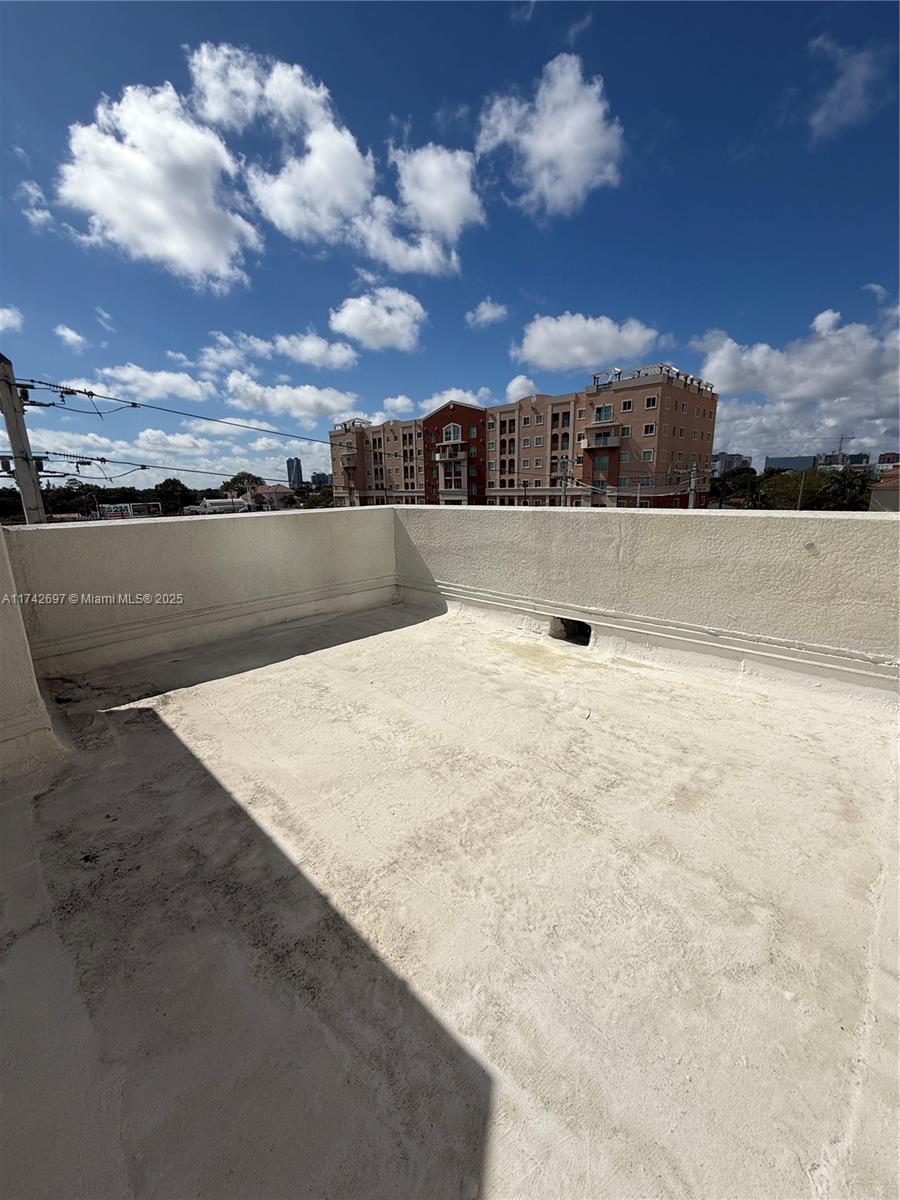 3180 SW 22nd Ter Unit: TLL1