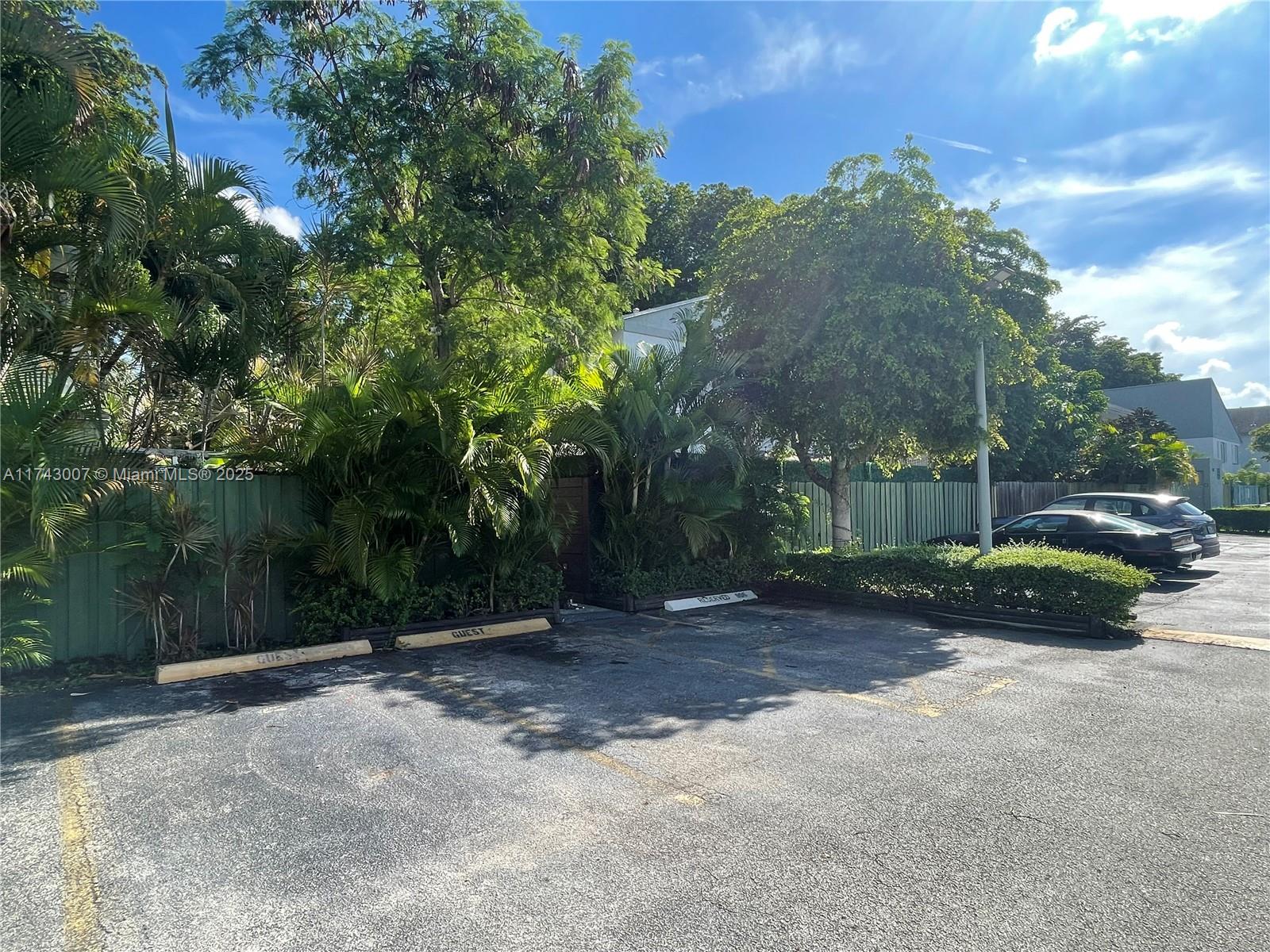 15675 SW 84th Ter # 906