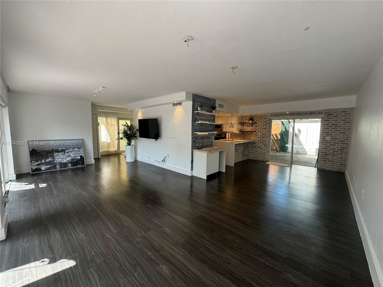 15675 SW 84th Ter # 906