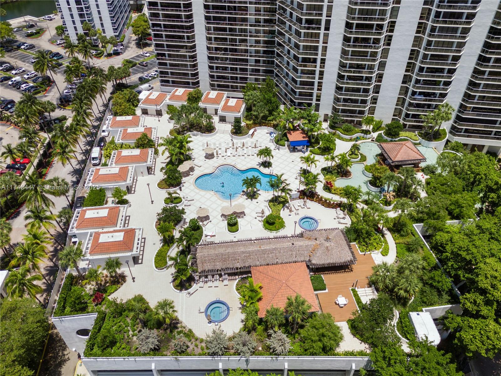 20281 E Country Club Dr # 403