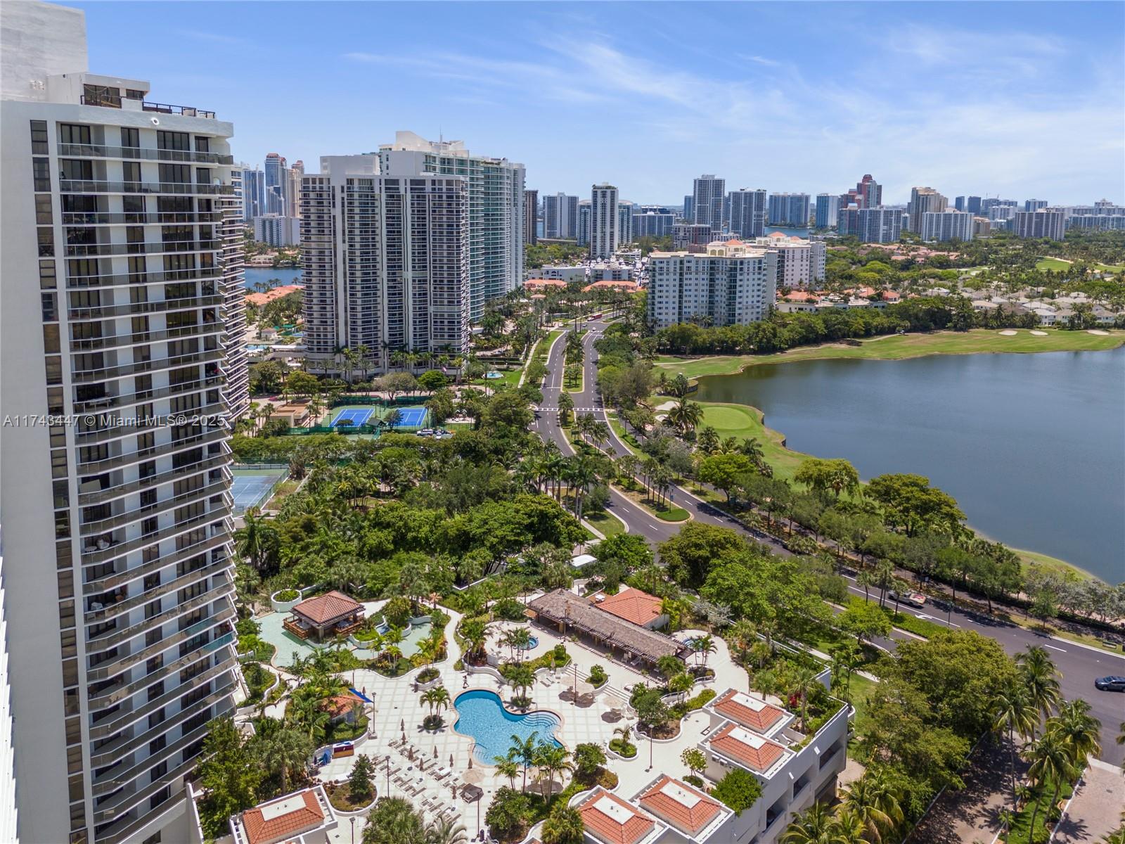 20281 E Country Club Dr # 403