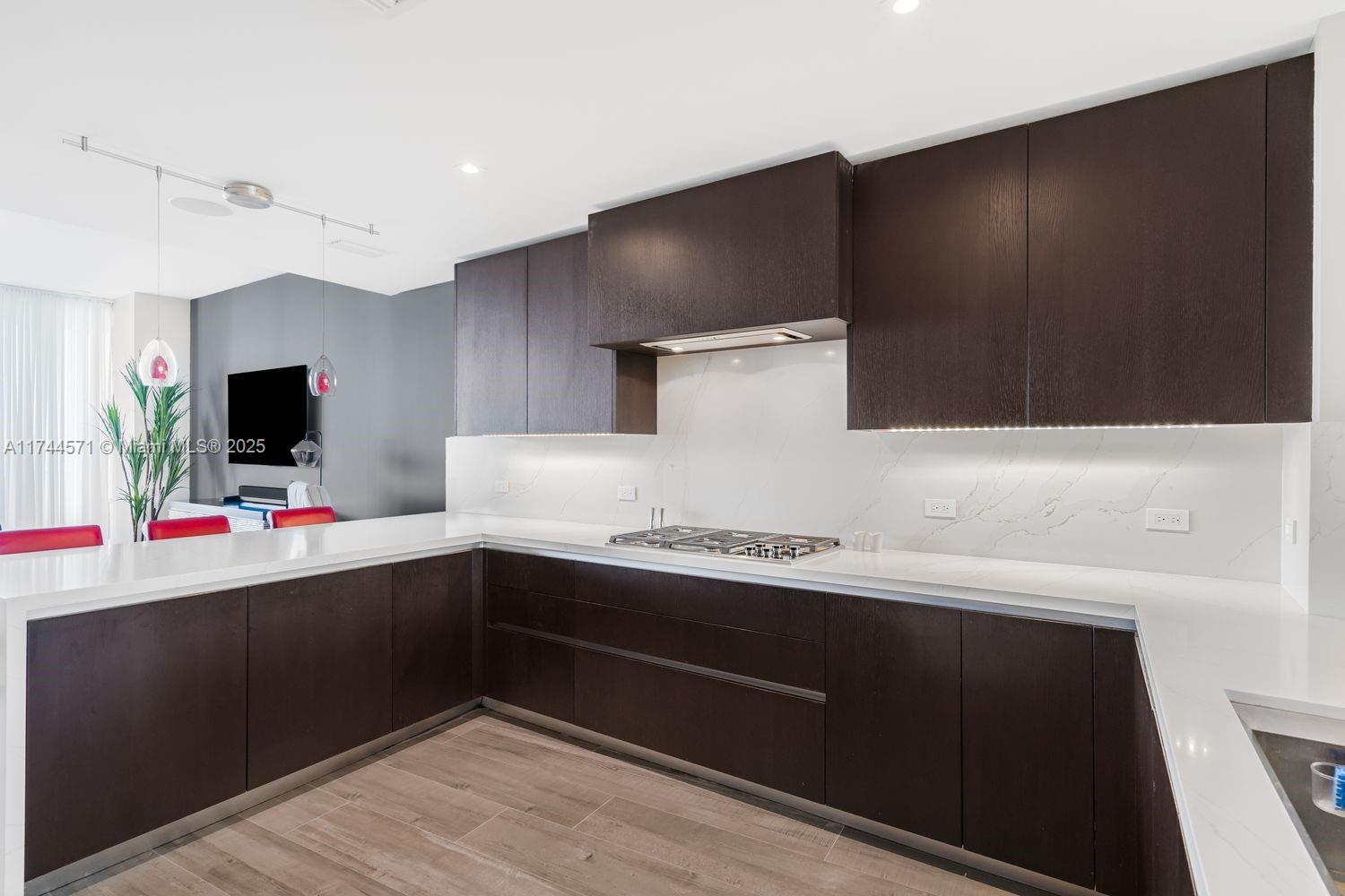 2200 N Ocean Blvd # N302