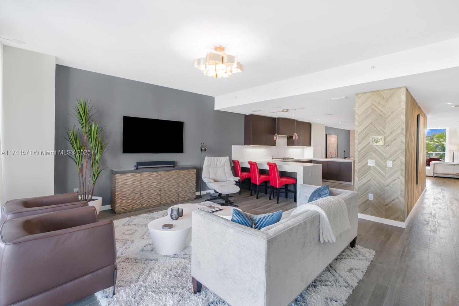 2200 N Ocean Blvd # N302