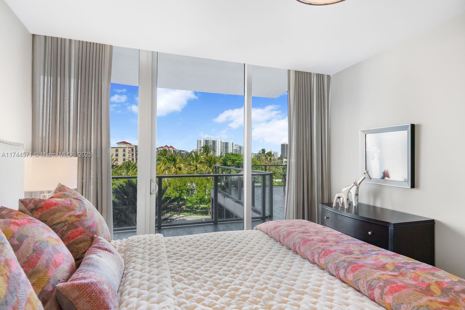 2200 N Ocean Blvd # N302