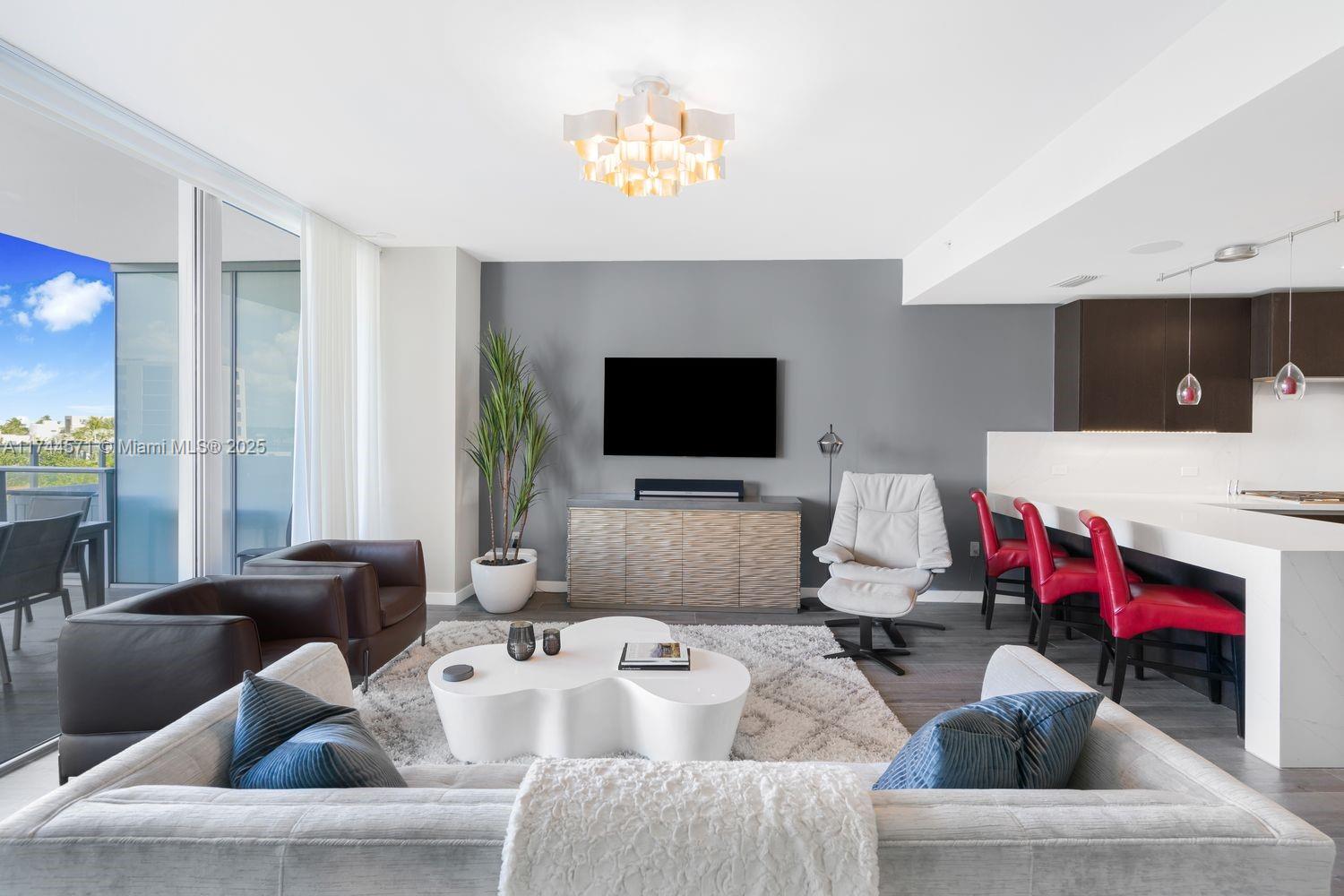 2200 N Ocean Blvd # N302