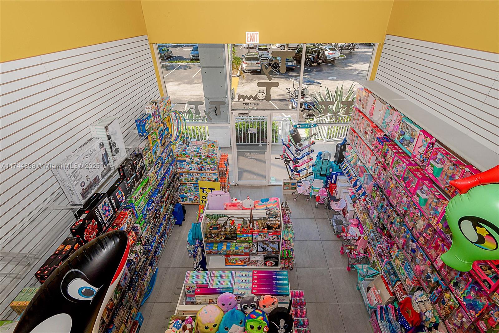 260 Crandon Blvd