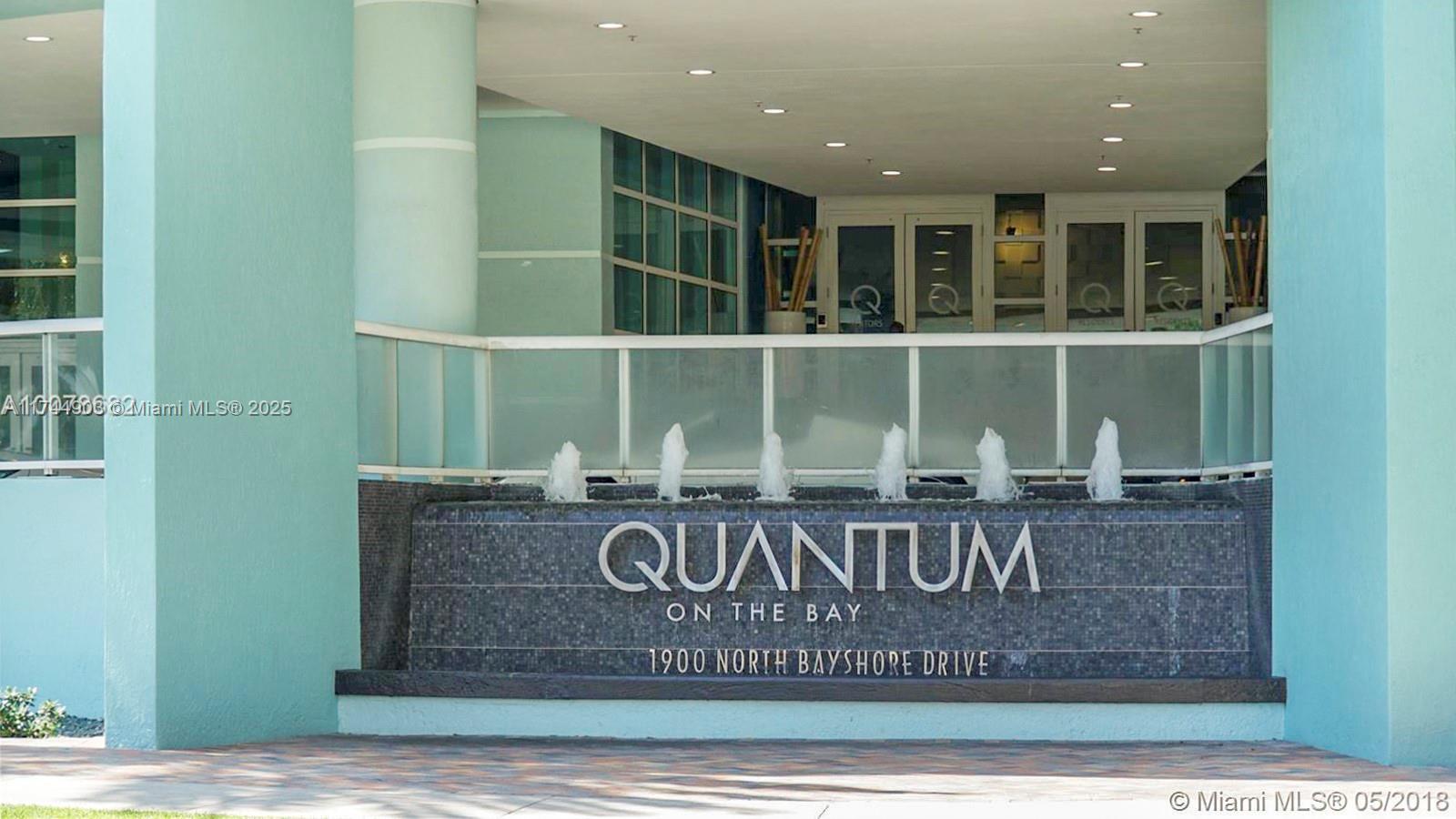 1900 N BAYSHORE DR #212