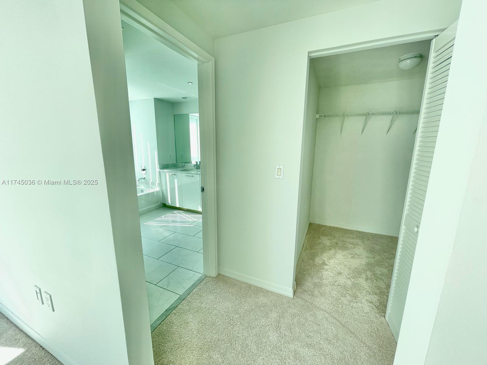 950 Brickell Bay Dr # 1111