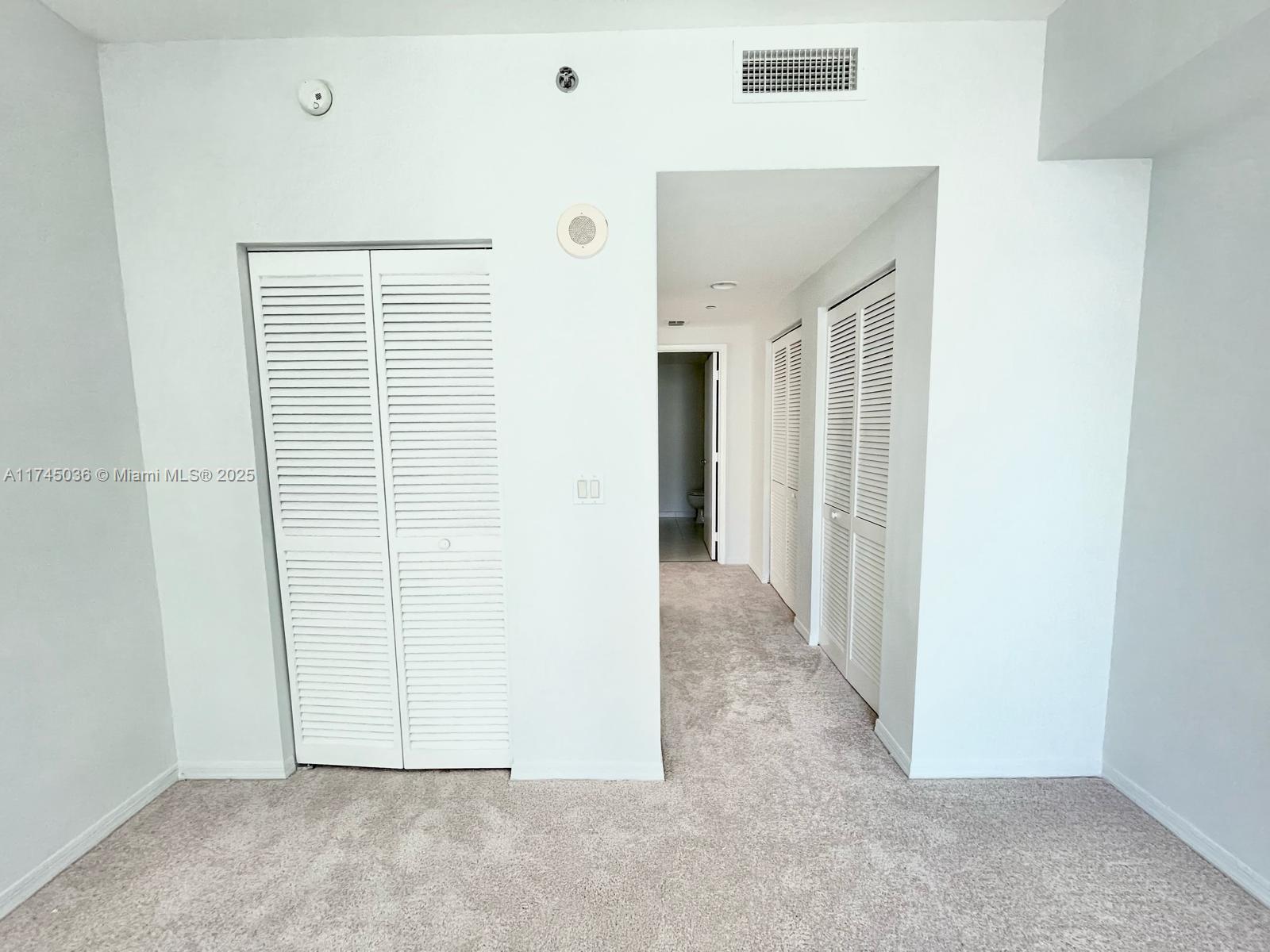 950 Brickell Bay Dr # 1111