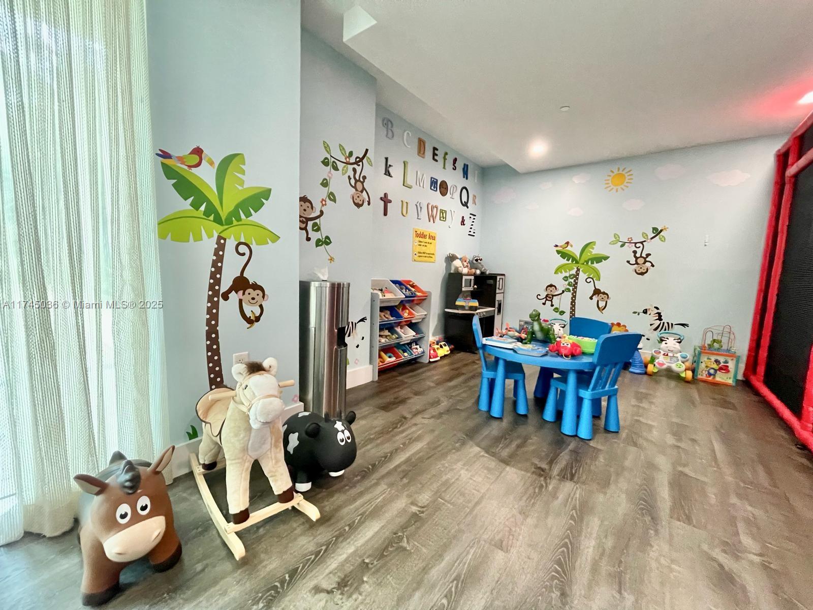 950 Brickell Bay Dr # 1111