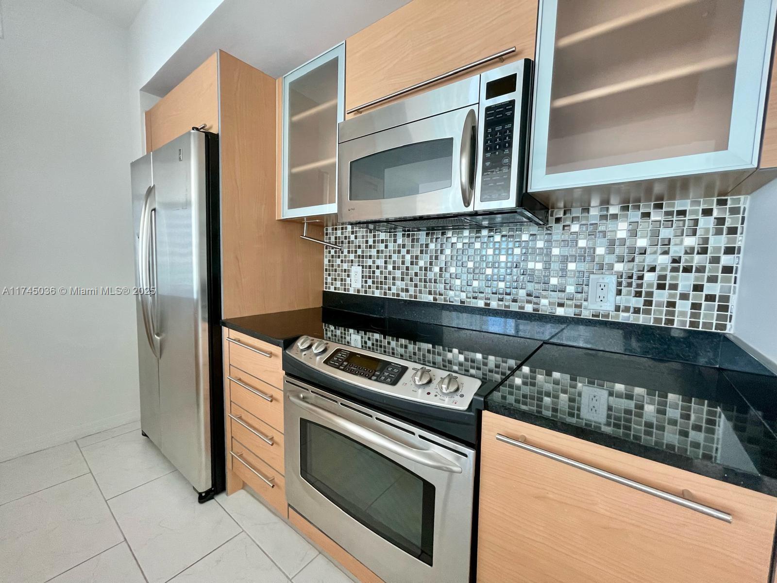 950 Brickell Bay Dr # 1111