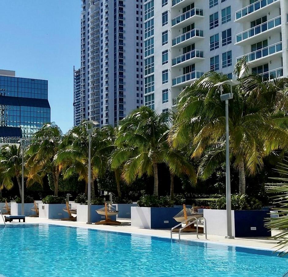 950 Brickell Bay Dr # 1111