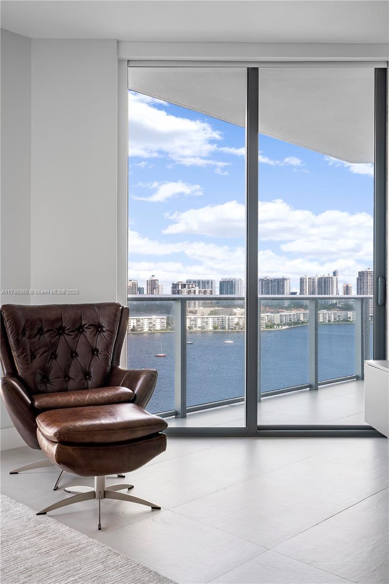 17111 Biscayne Blvd # 2207