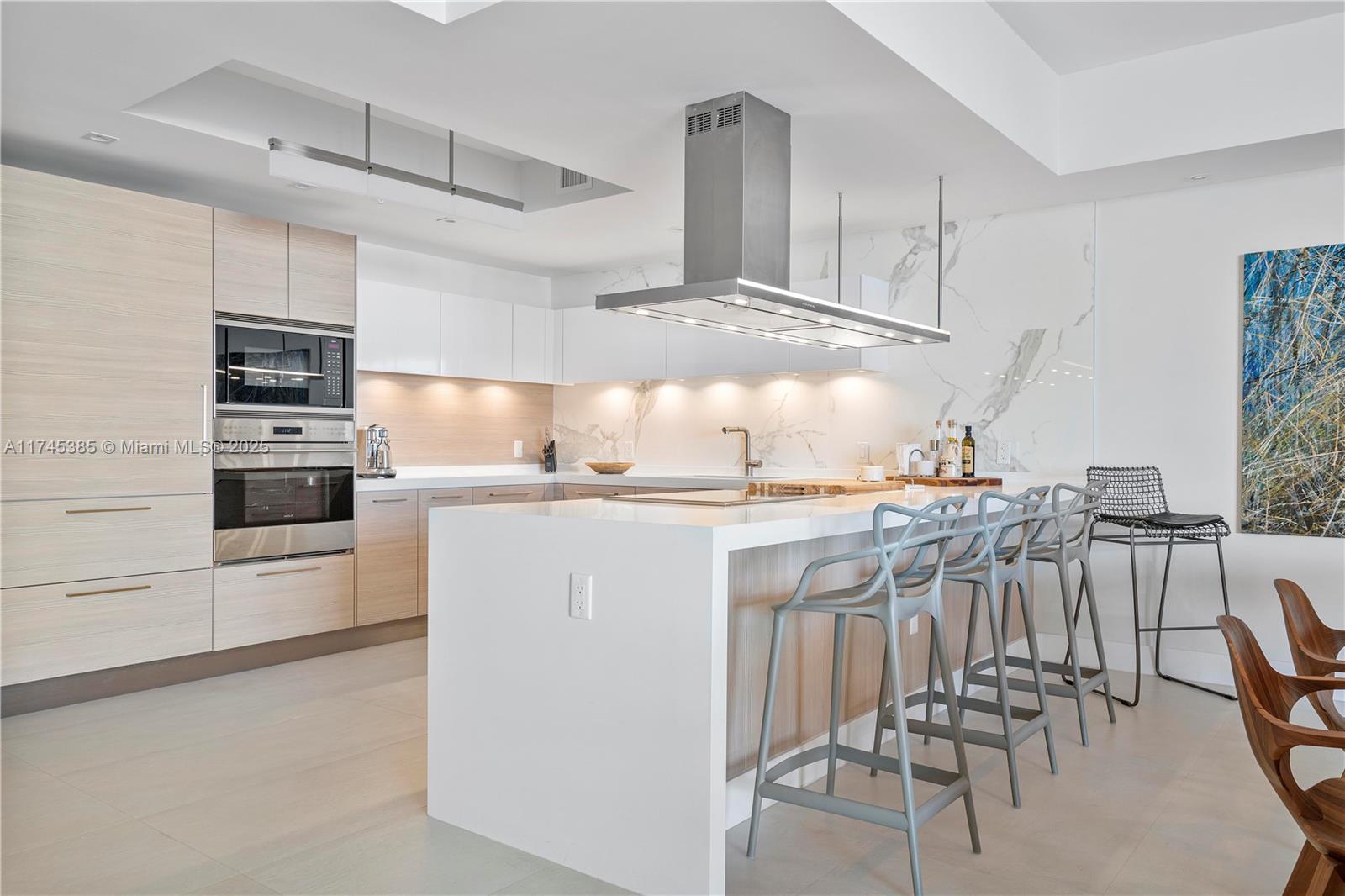 17111 Biscayne Blvd # 2207