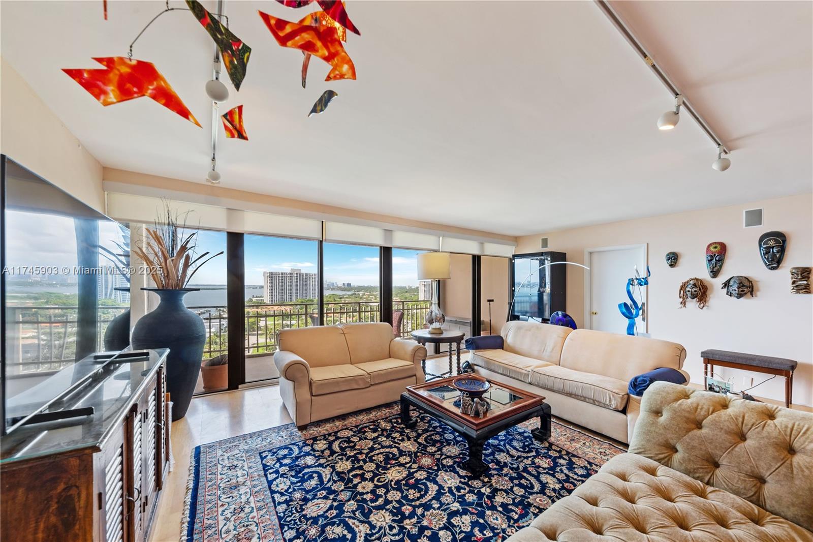 11113 Biscayne Blvd # 1653