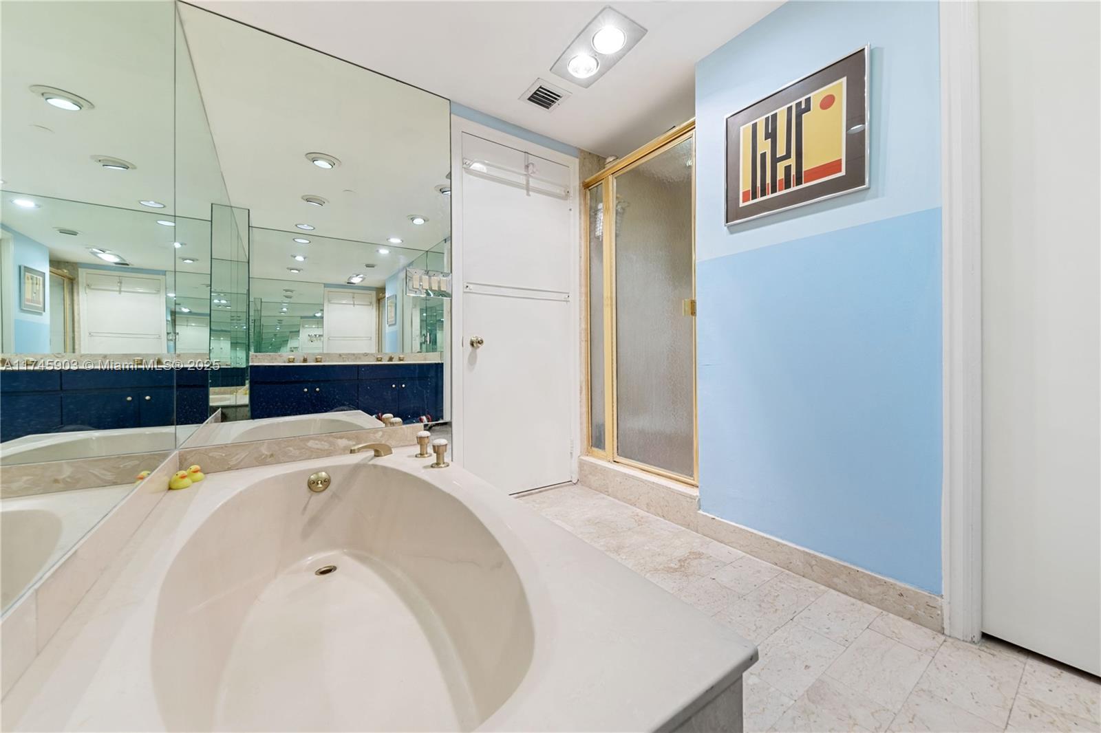 11113 Biscayne Blvd # 1653