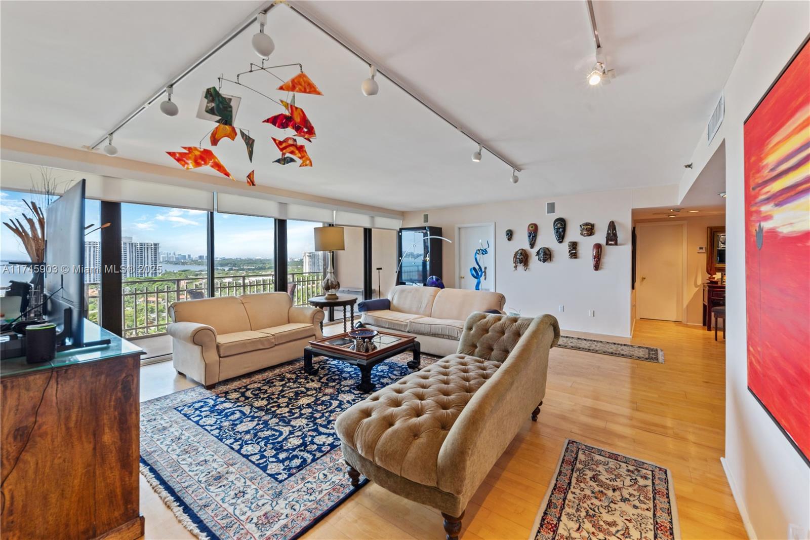 11113 Biscayne Blvd # 1653