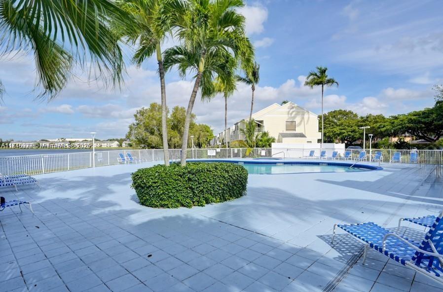 3425 NW 44th St # 106