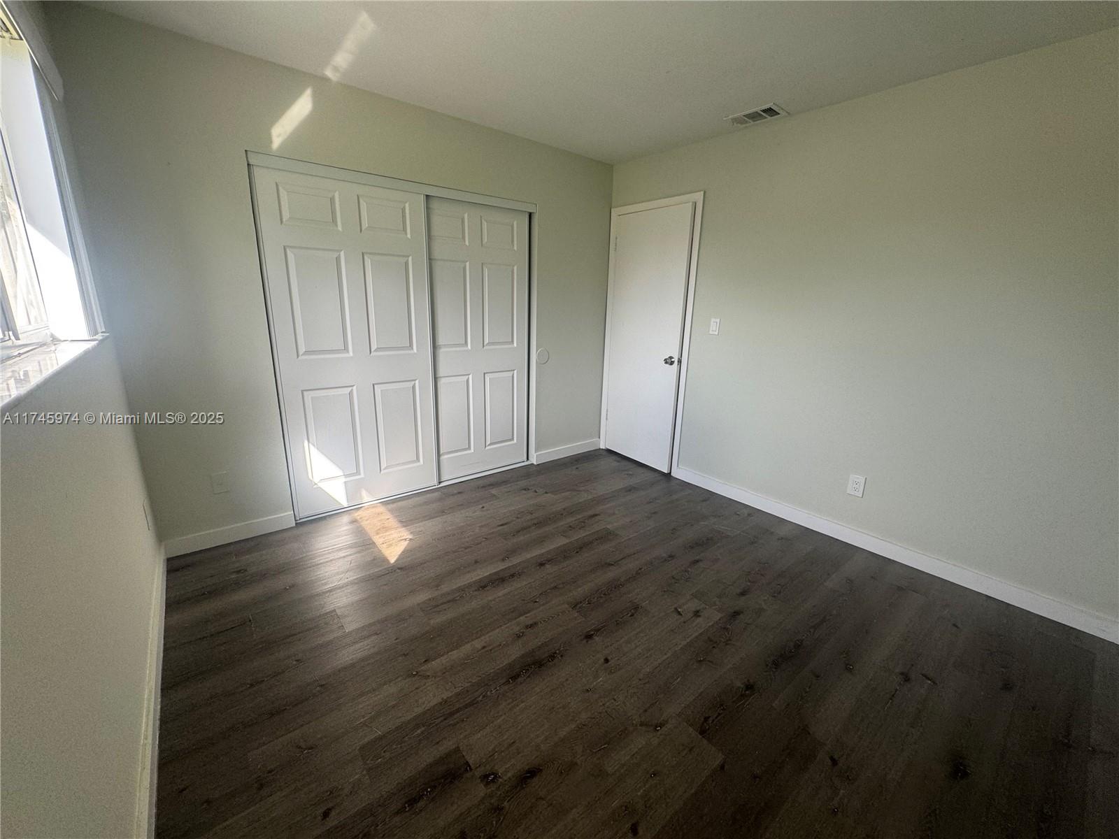 3425 NW 44th St # 106