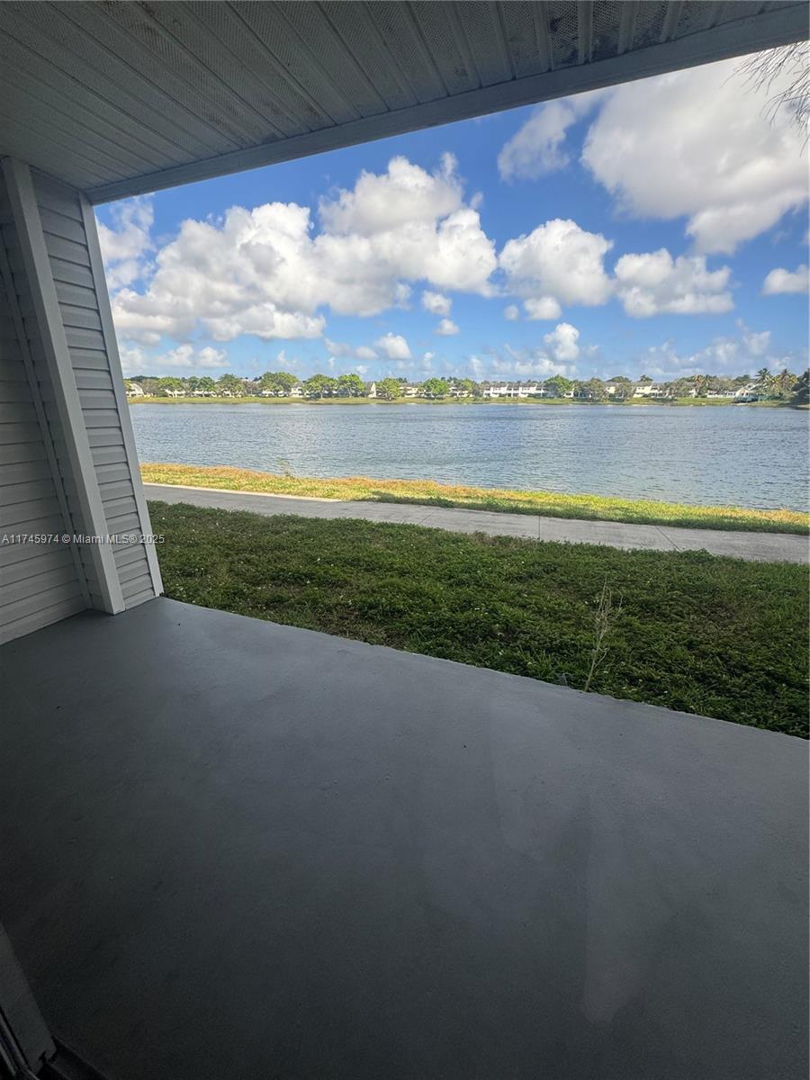 3425 NW 44th St # 106