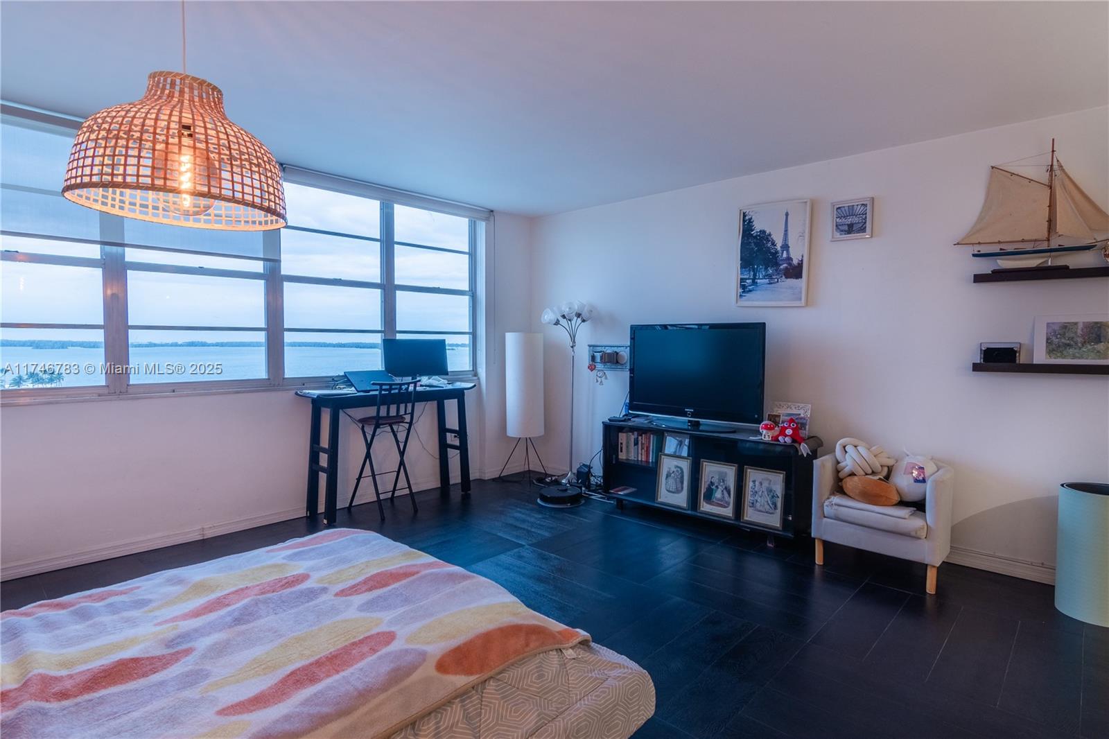 801 Brickell Bay Dr # 1069