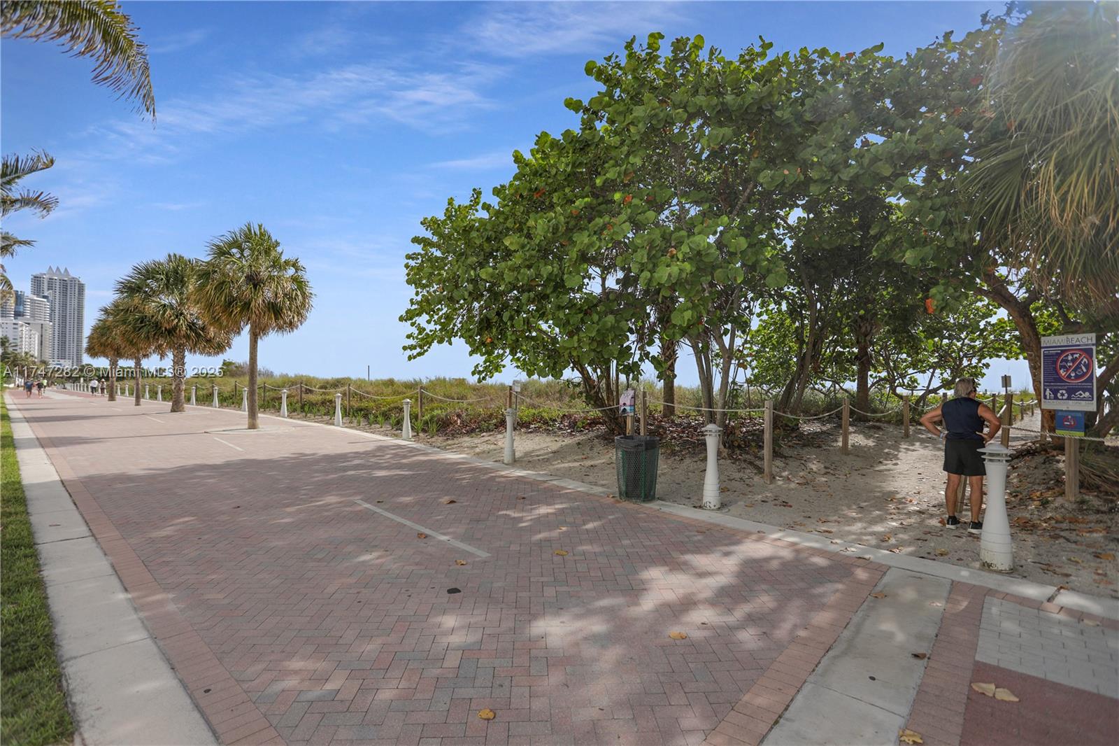 5701 Collins Ave Unit: PH12