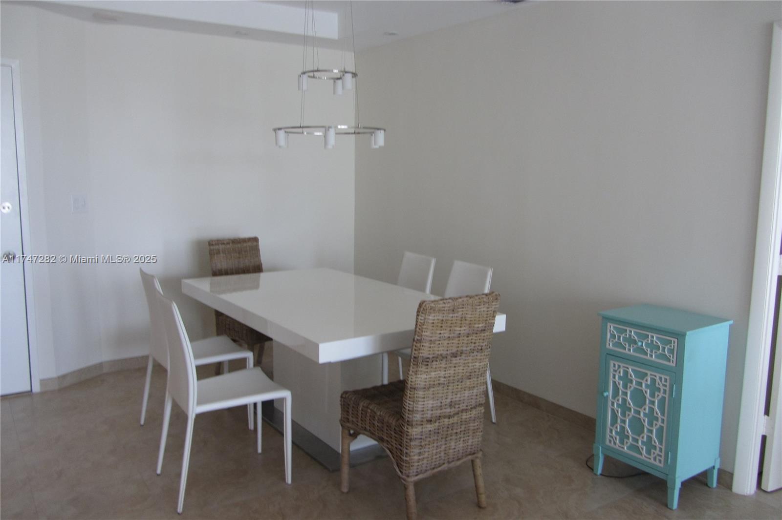 5701 Collins Ave Unit: PH12