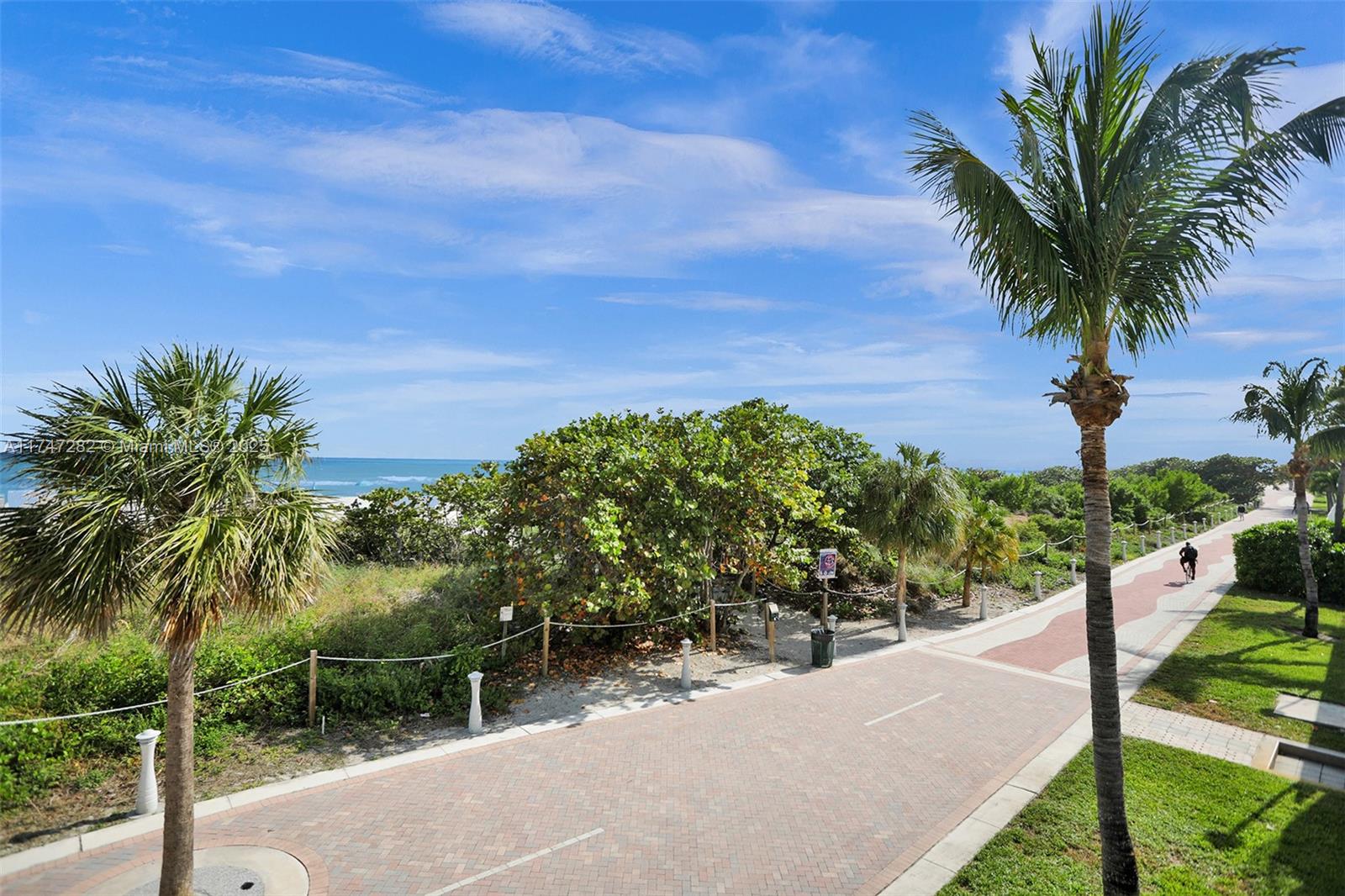 5701 Collins Ave Unit: PH12
