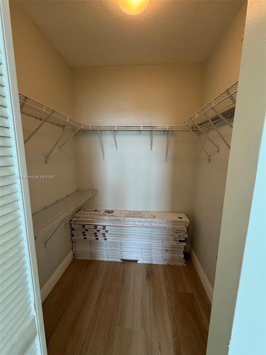325 S Biscayne Blvd # 1718