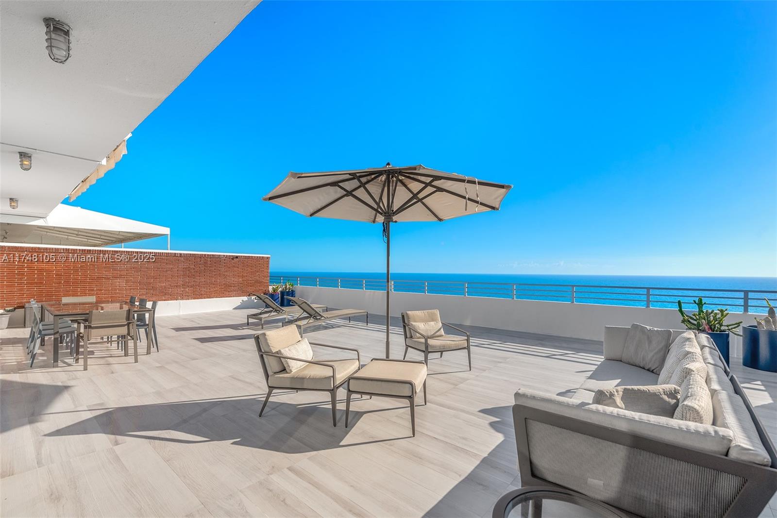 5555 Collins Ave Unit: PHC