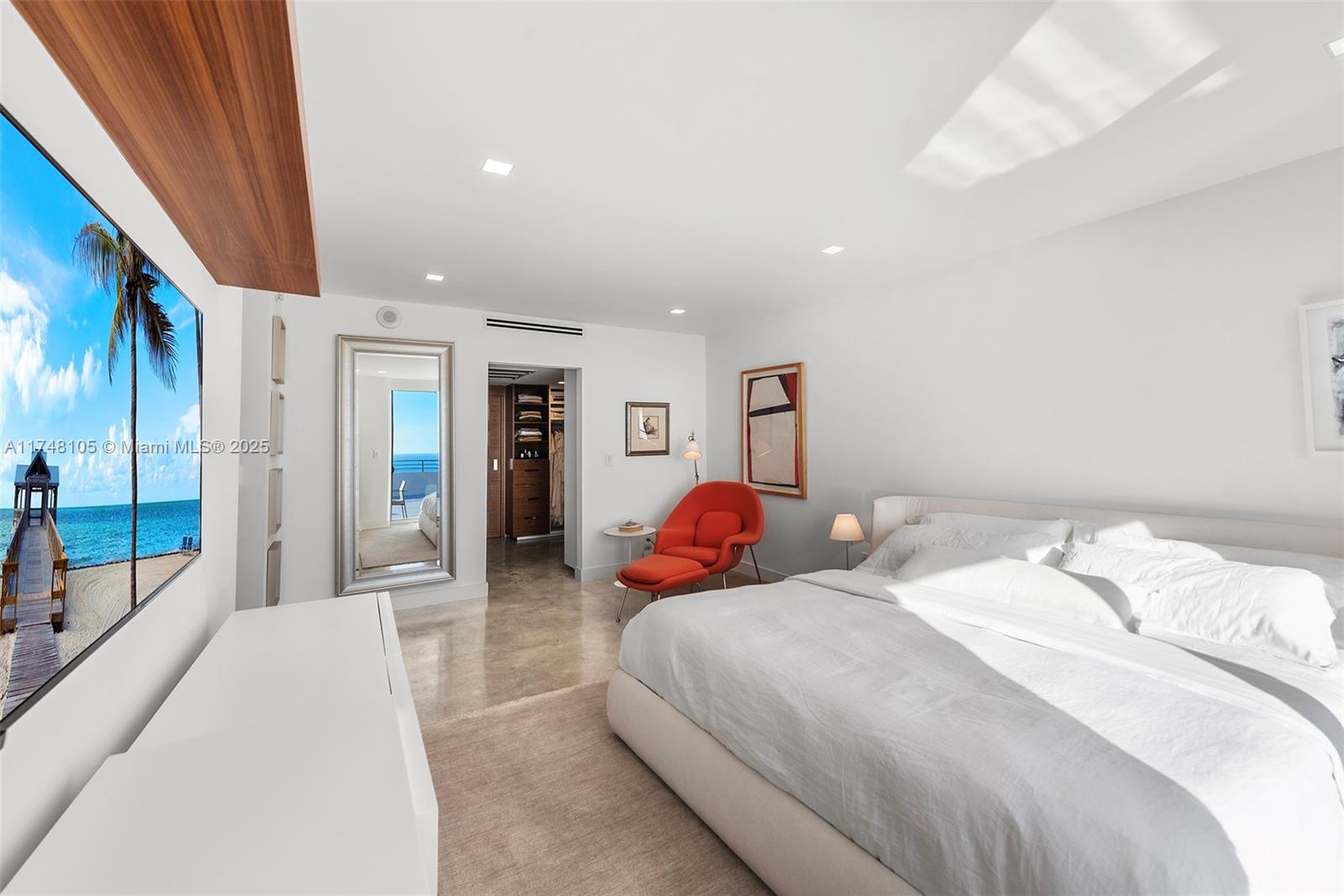 5555 Collins Ave Unit: PHC