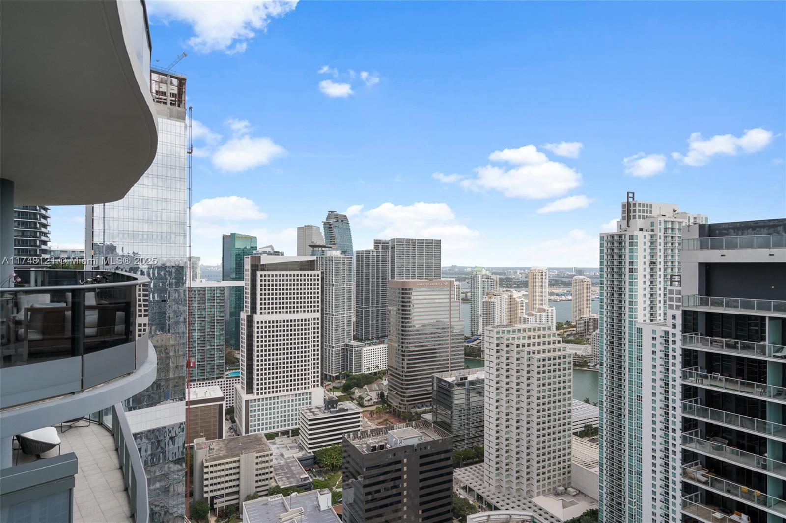 1000 Brickell Plz Unit: PH5005