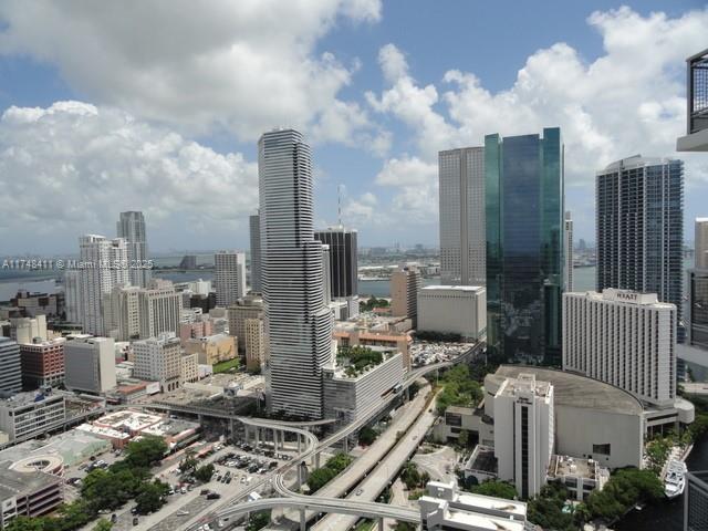 350 S Miami Ave Unit: 3907